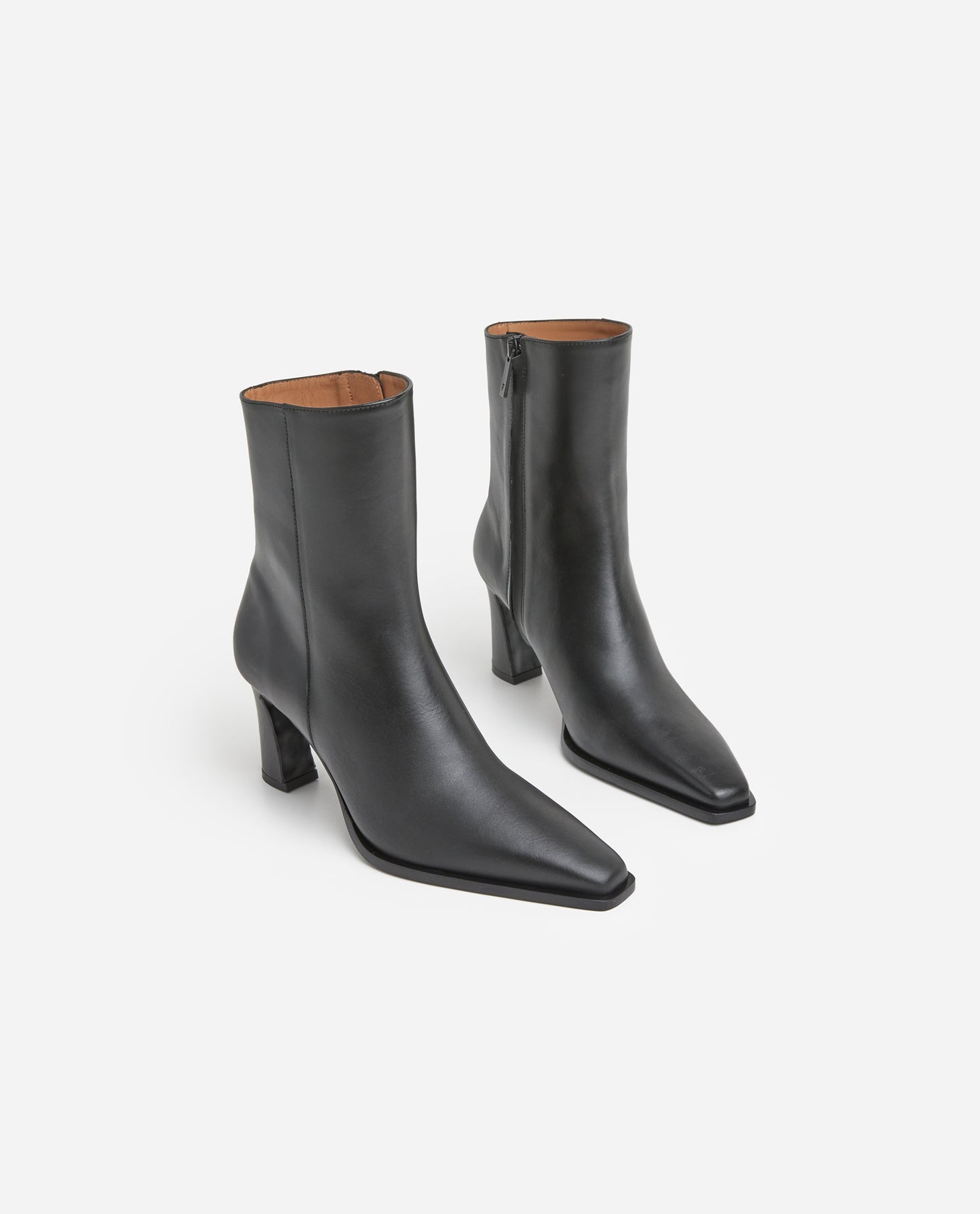 Anita Black Leather