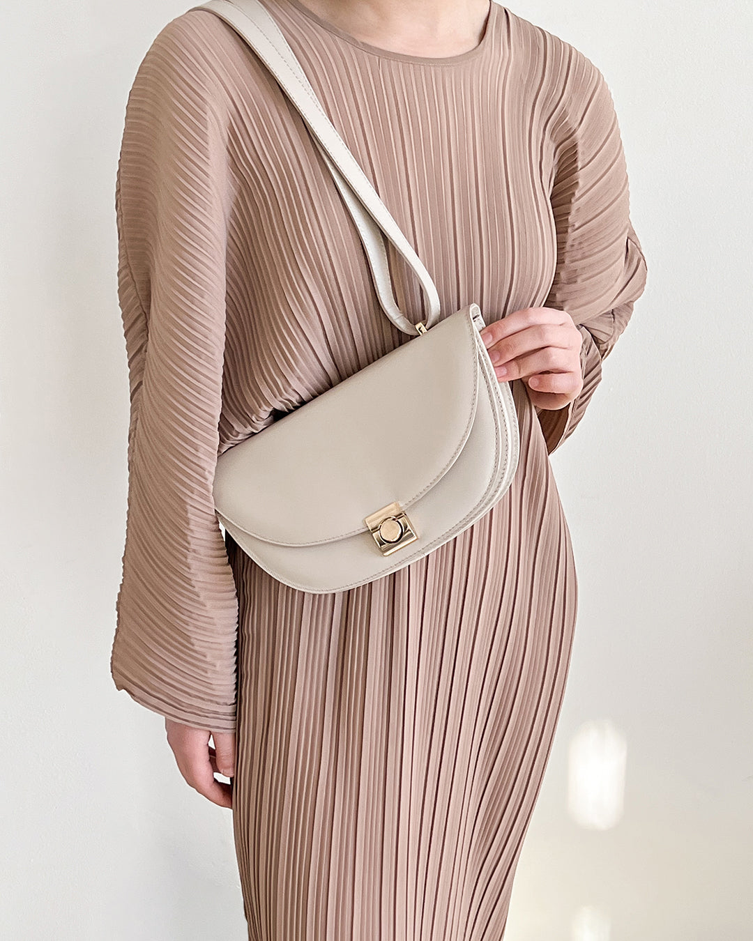 Cindy Cross Body Bag Creme