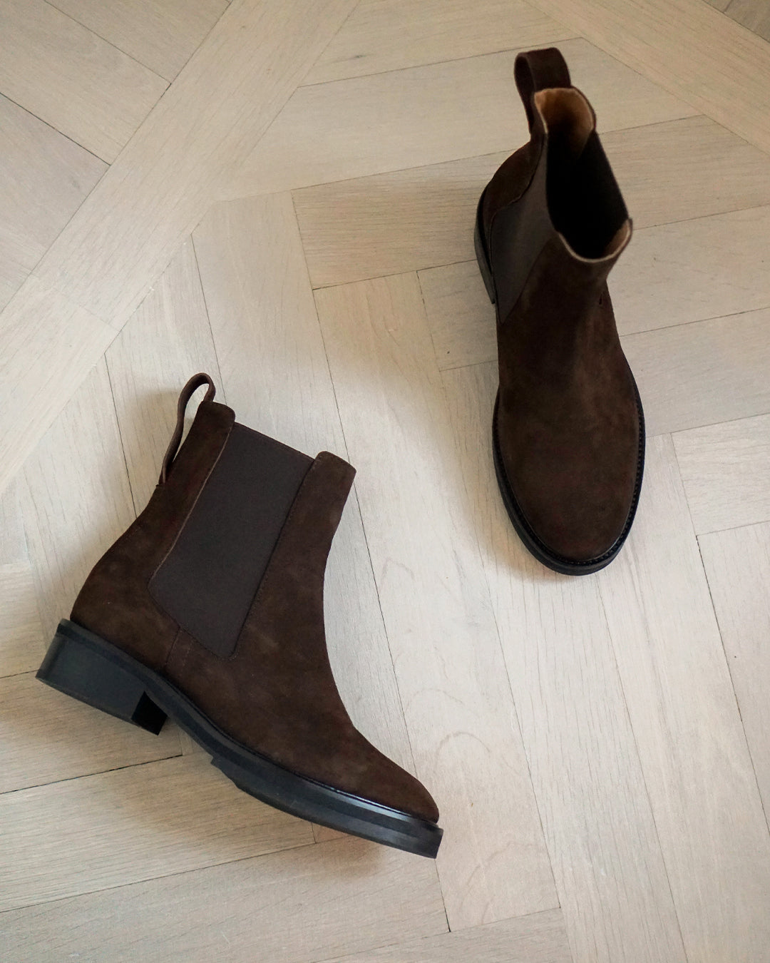 Franca Brown suede