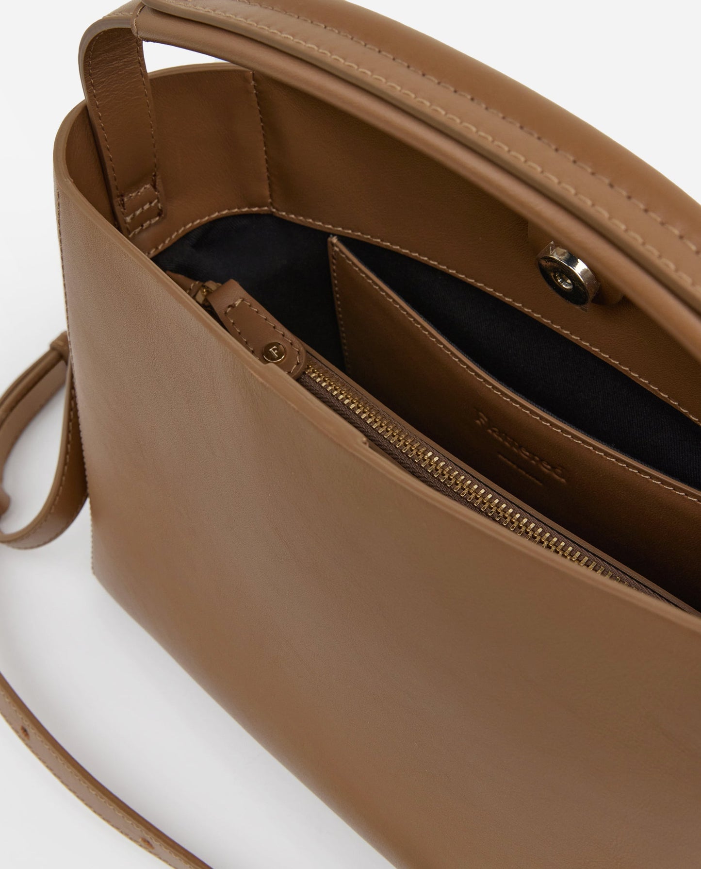 Hedda Midi Handbag Nut Leather