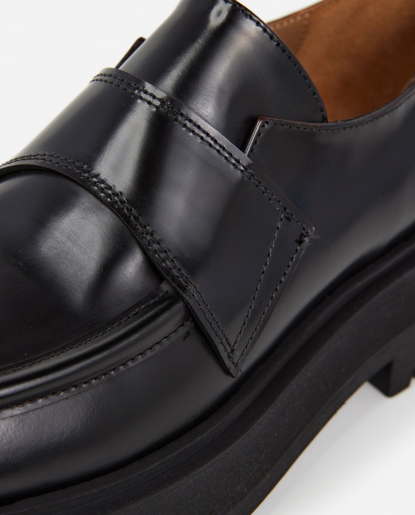 Leo Leather Chocolate