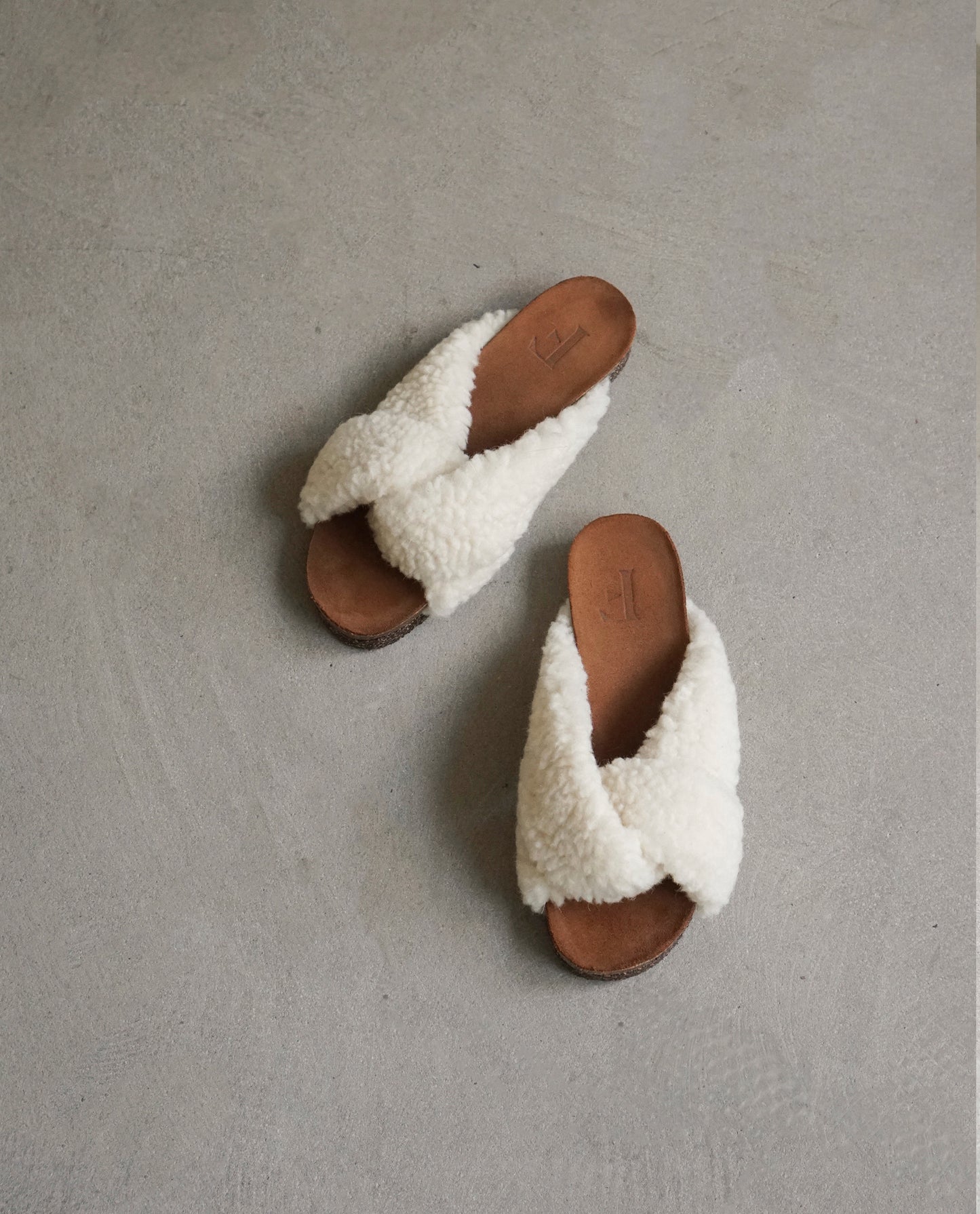 Lou Creme Teddy