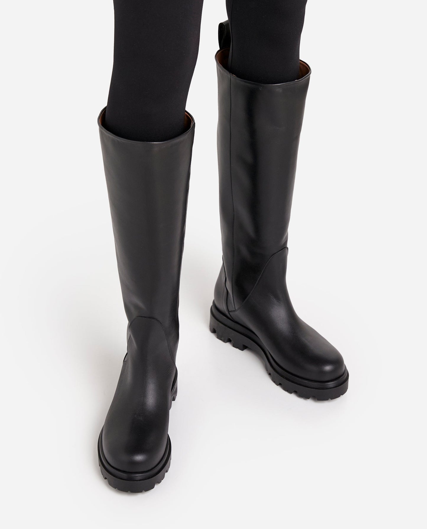 Luna Black Leather