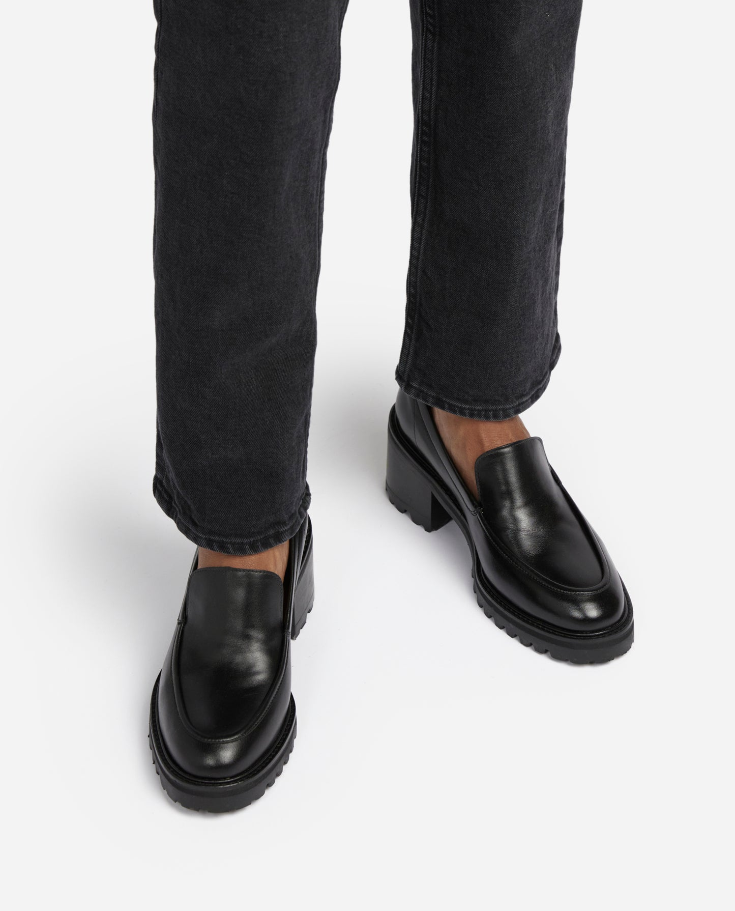 Saga Black Leather