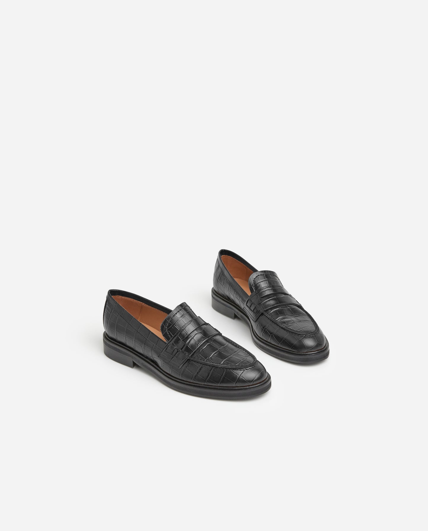 Sara Black Croco leather