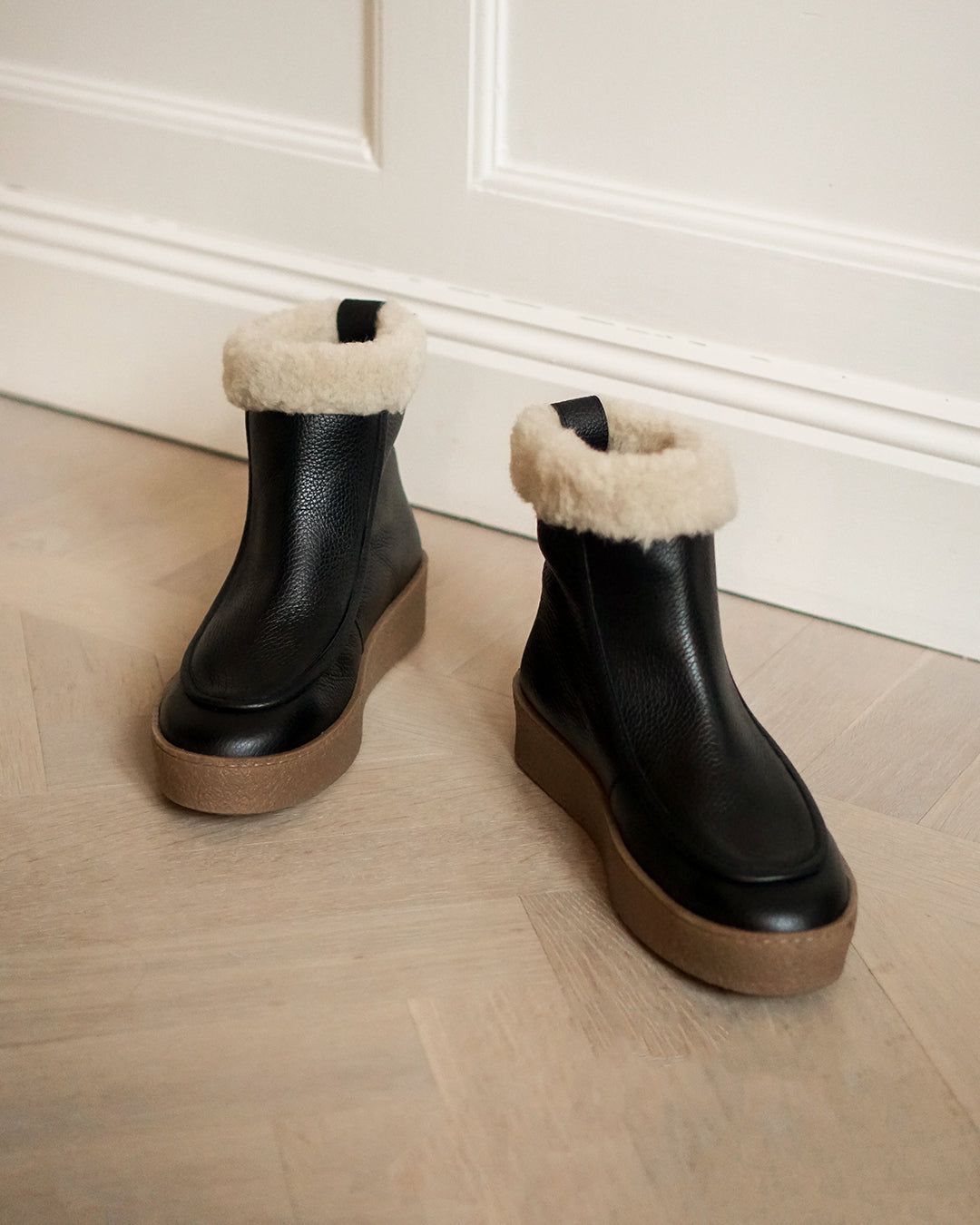 Simone Black Leather