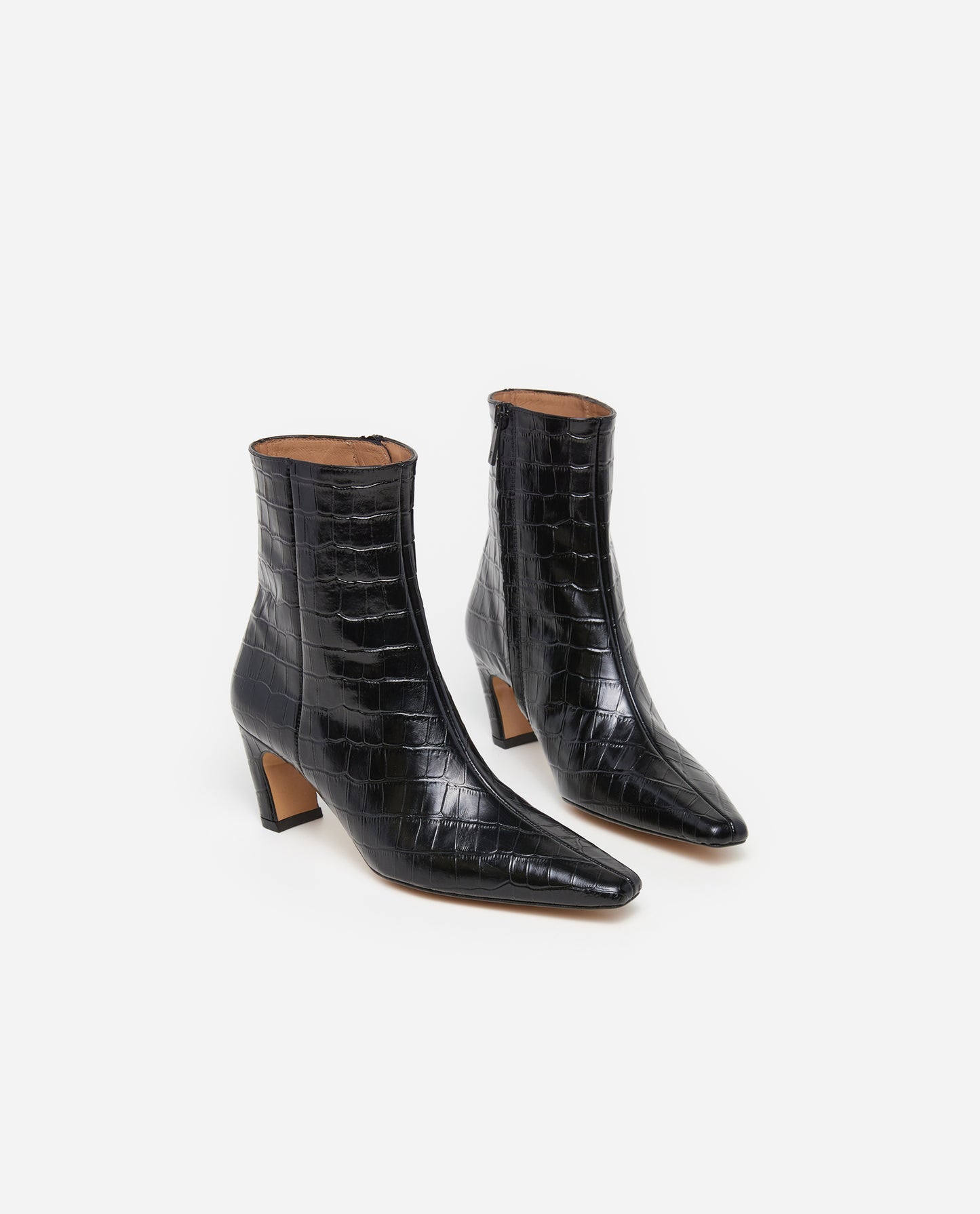 Xion Black Croco Leather