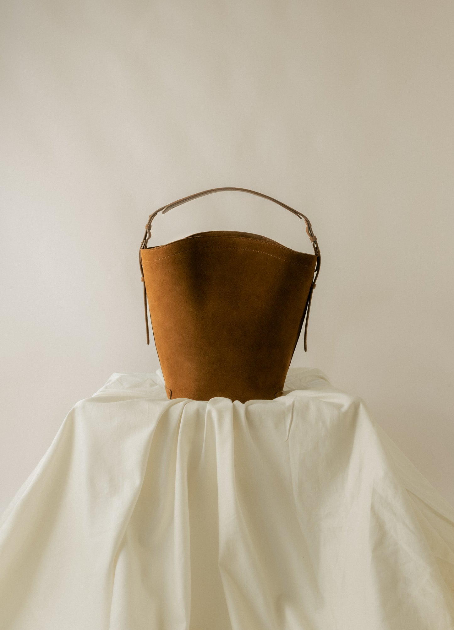 Joyce Handbag Suede Bourbon