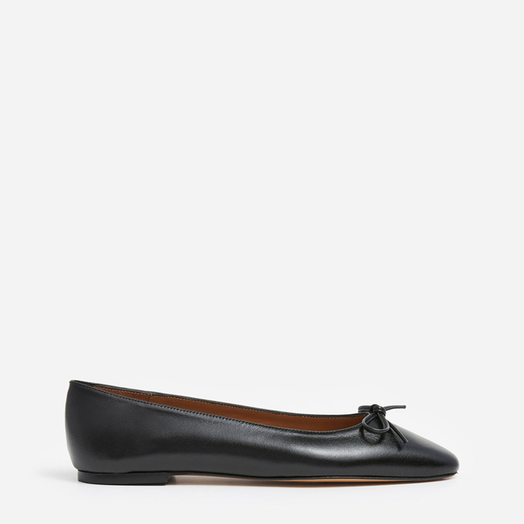 Bodil Leather Black Ballet Flat – Flattered