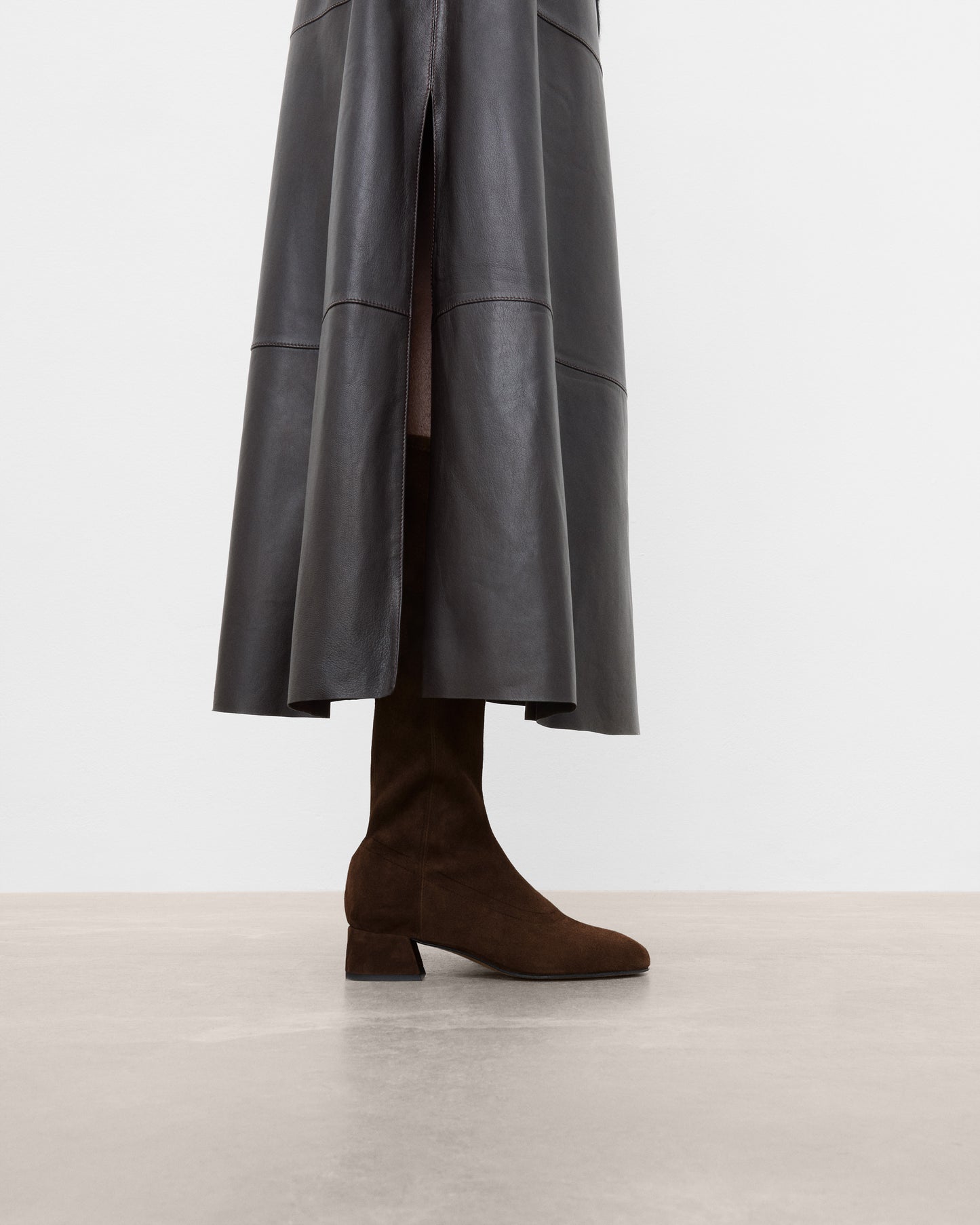 Eden Suede Chocolate