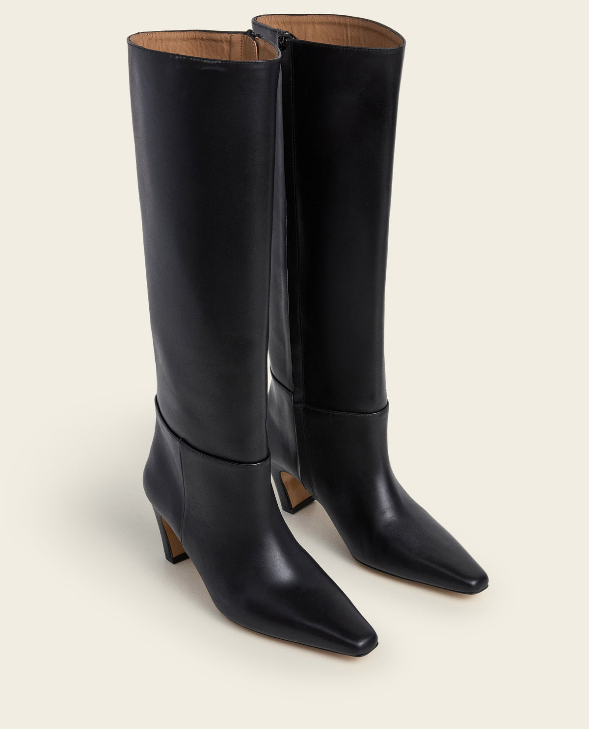Xia Leather Black