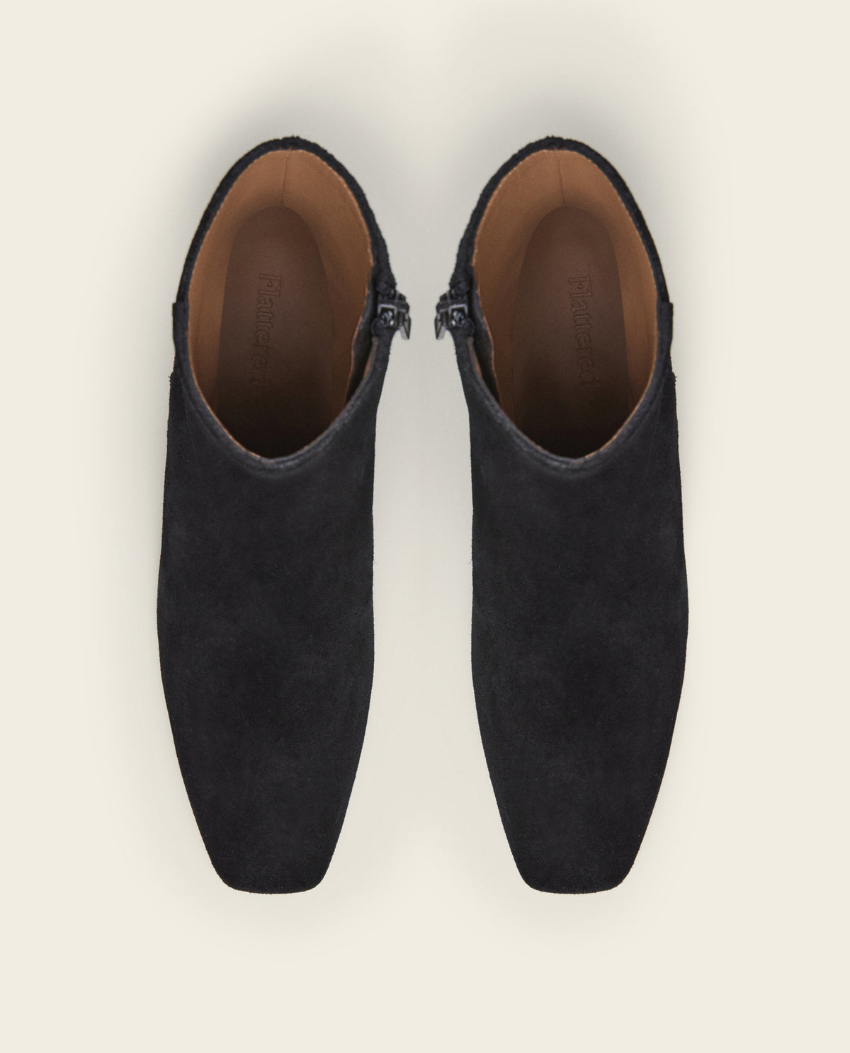 Cay Suede Black