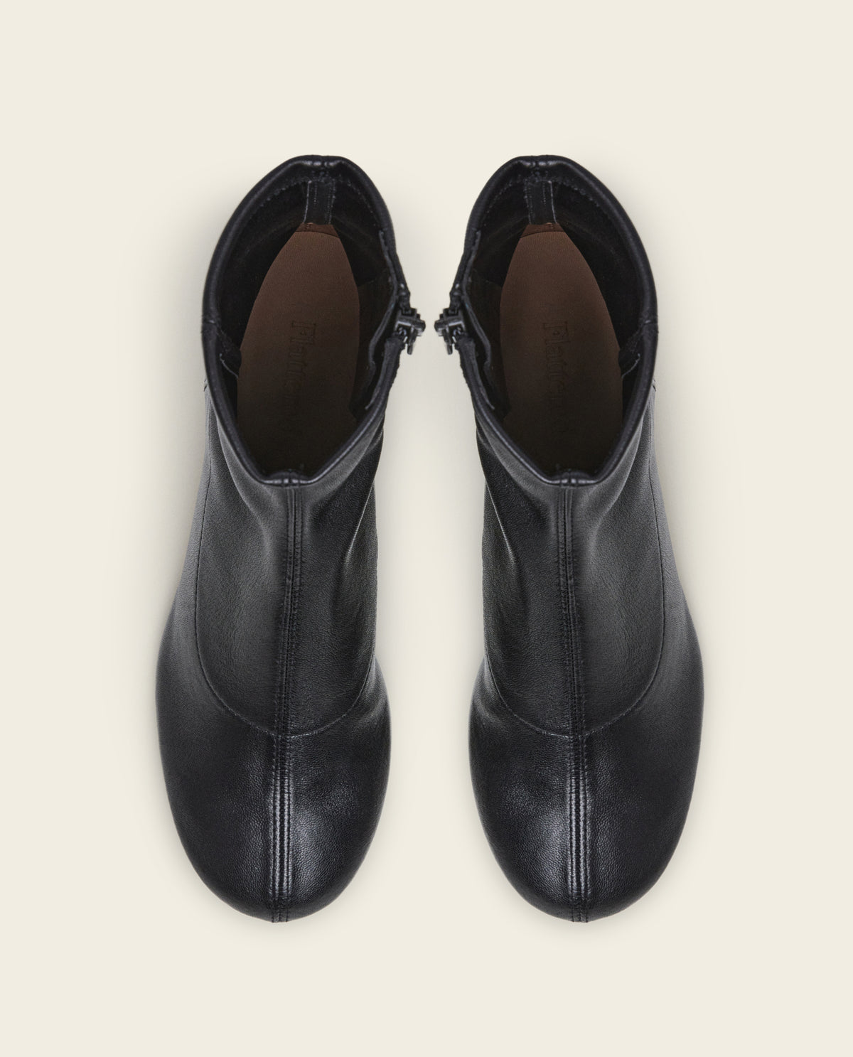 Ember Leather Black