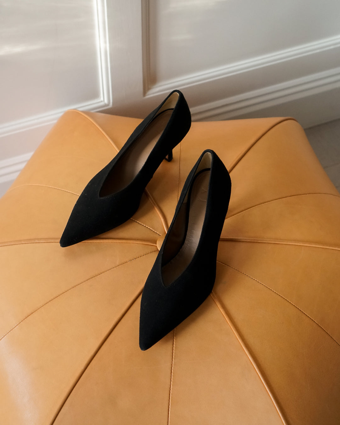 Fabienne Suede Black – Flattered