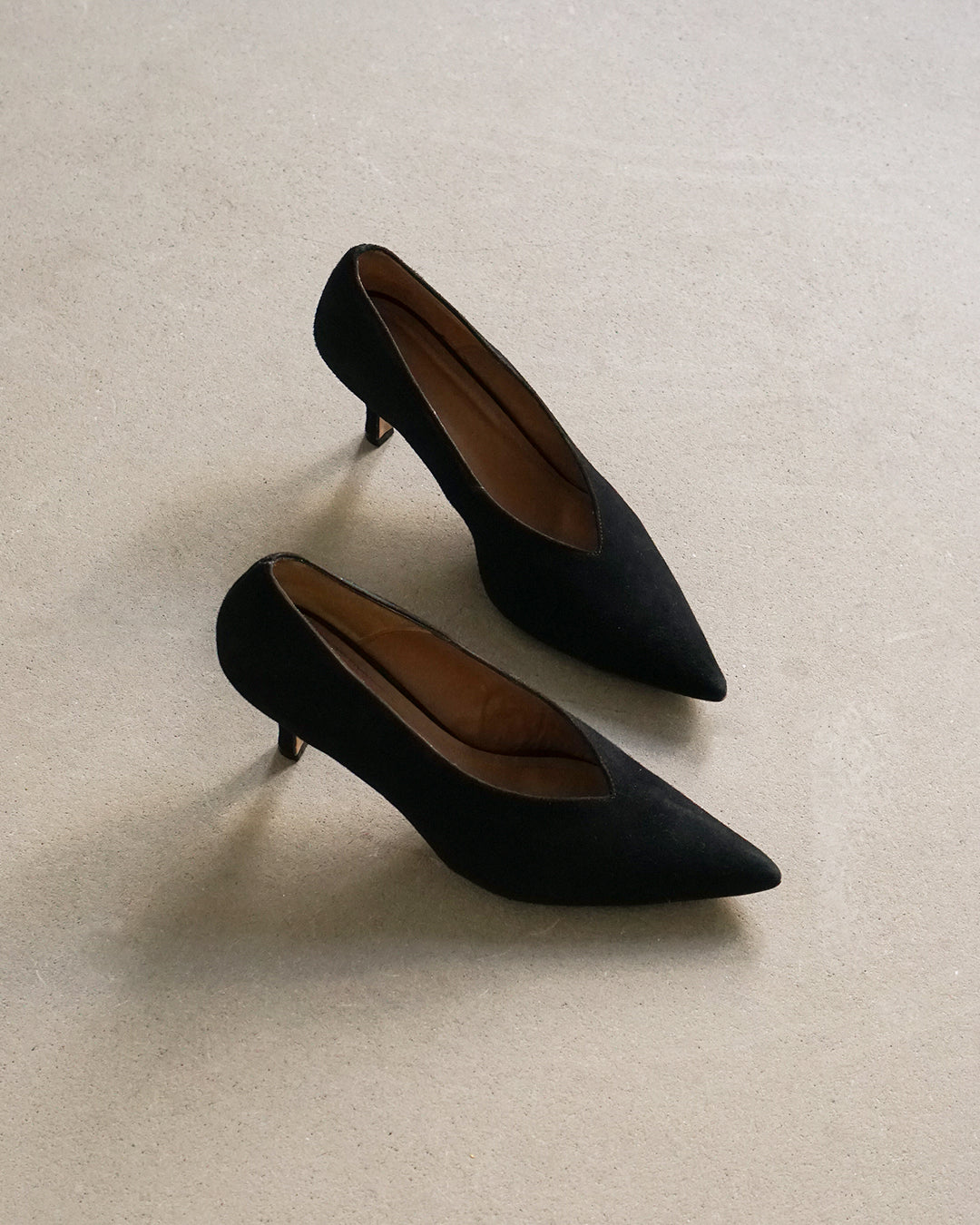 Fabienne Suede Black – Flattered