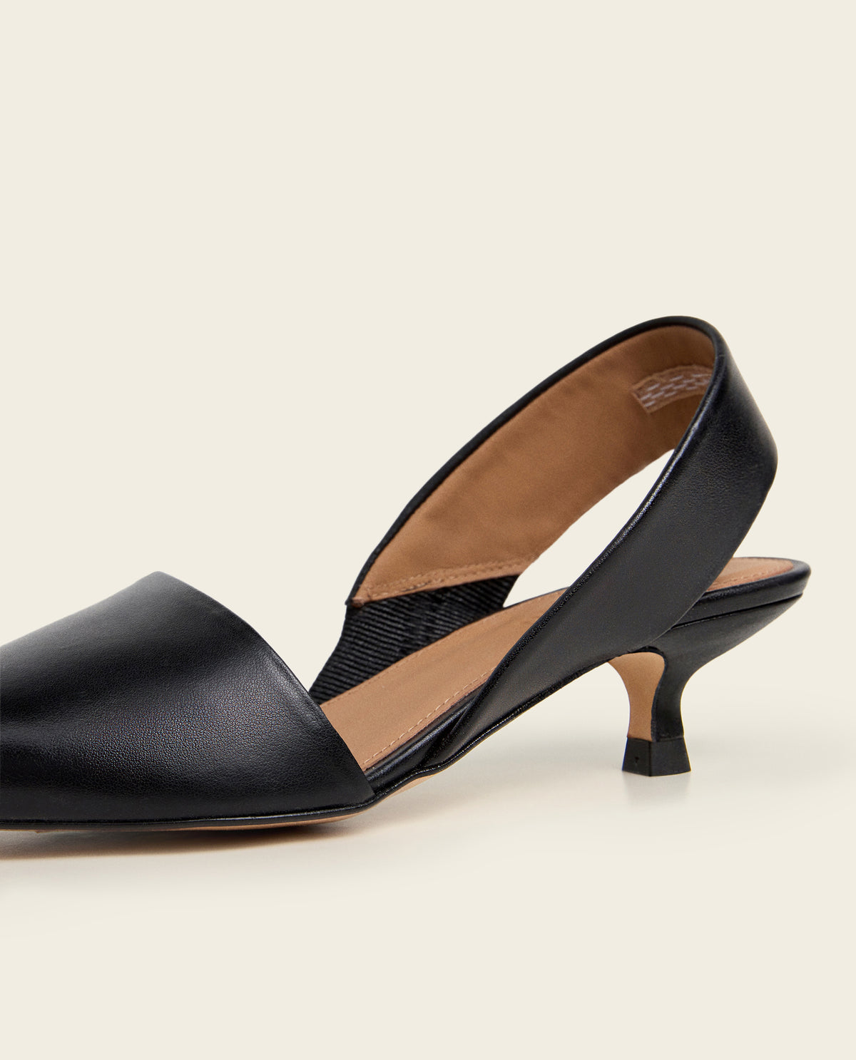Ninni Leather Black
