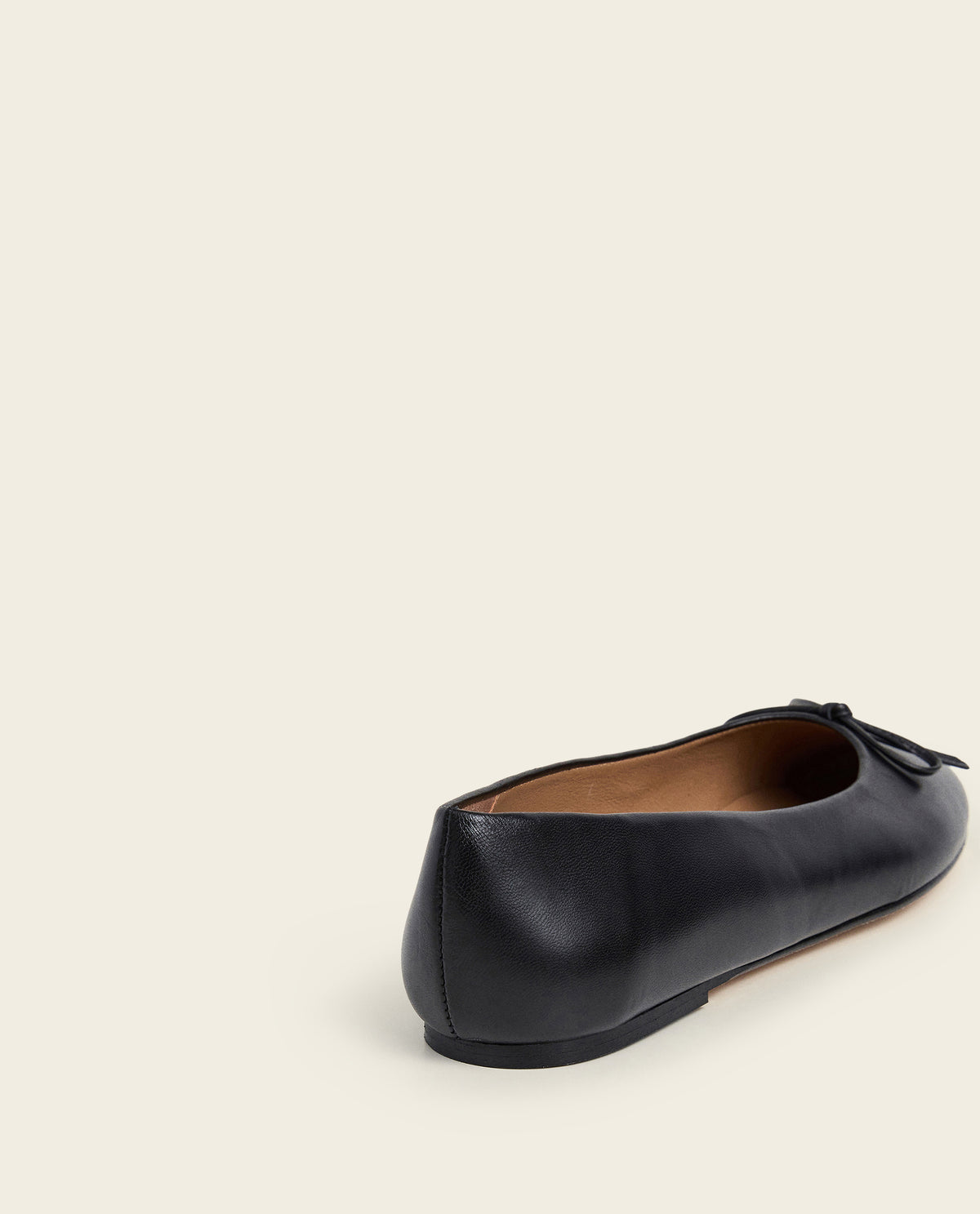Pamela Leather Black