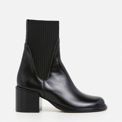 Quinn Leather Black