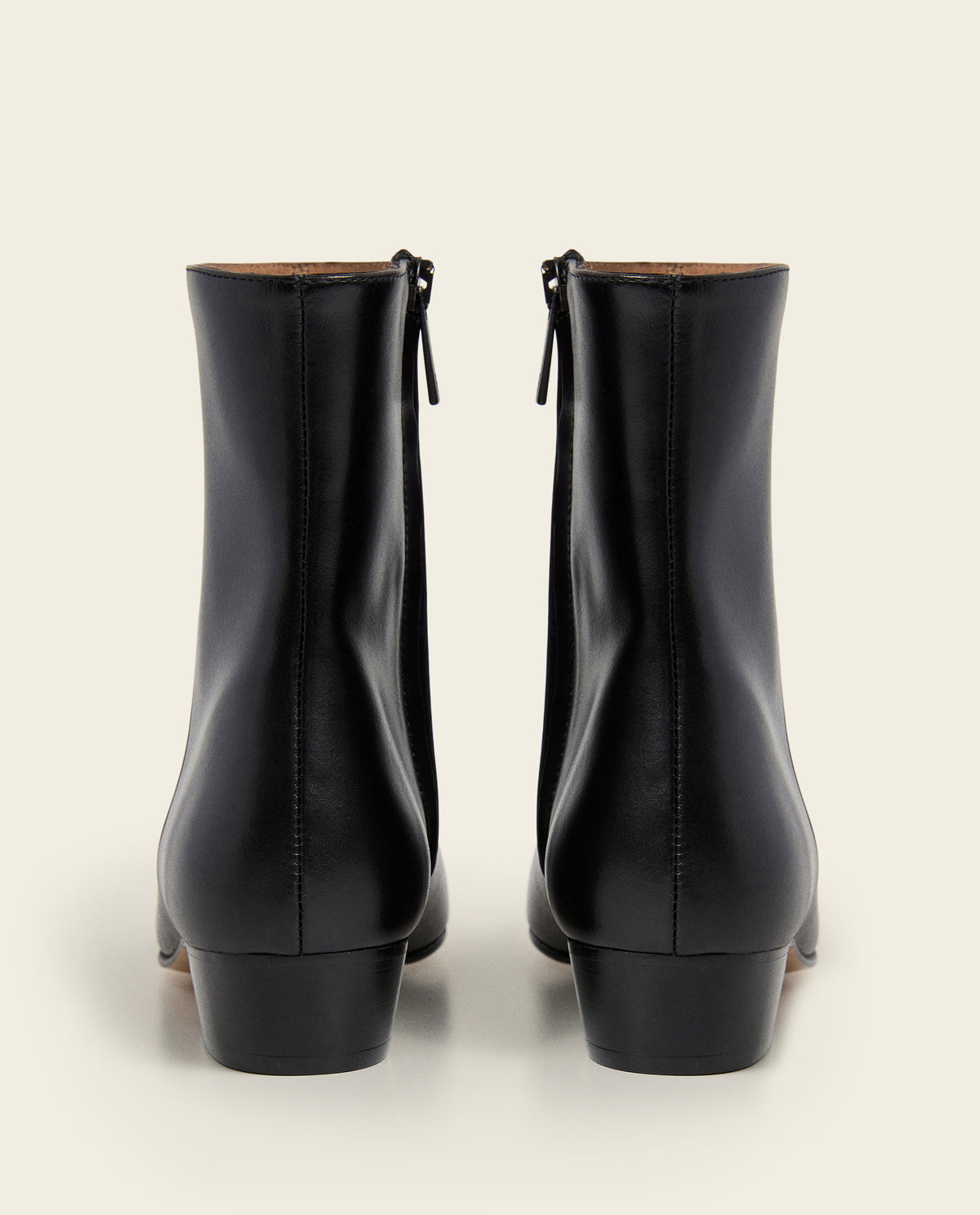 Rami Leather Black
