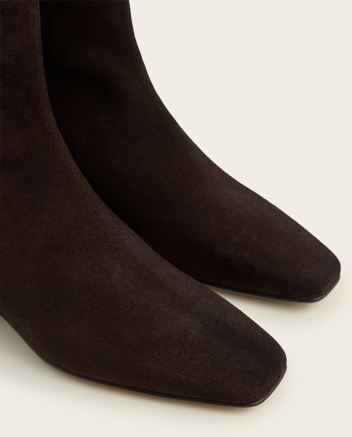 Rami Suede Chocolate