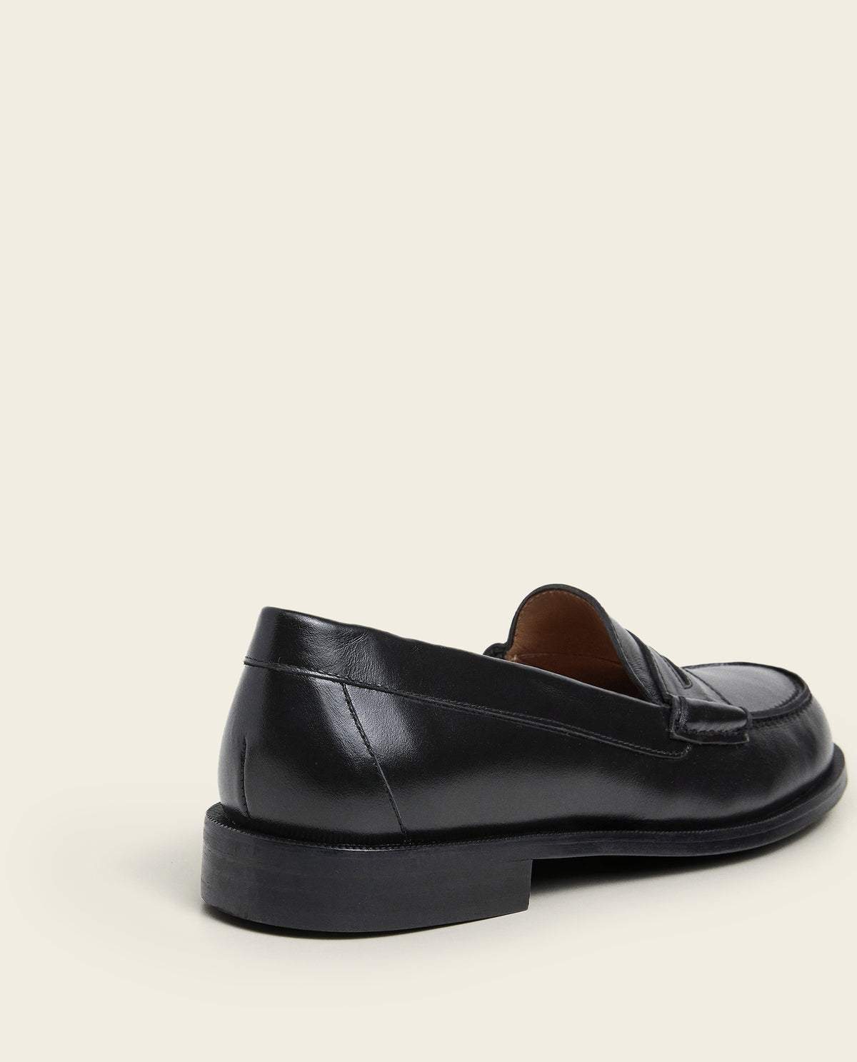 Sage Leather Black