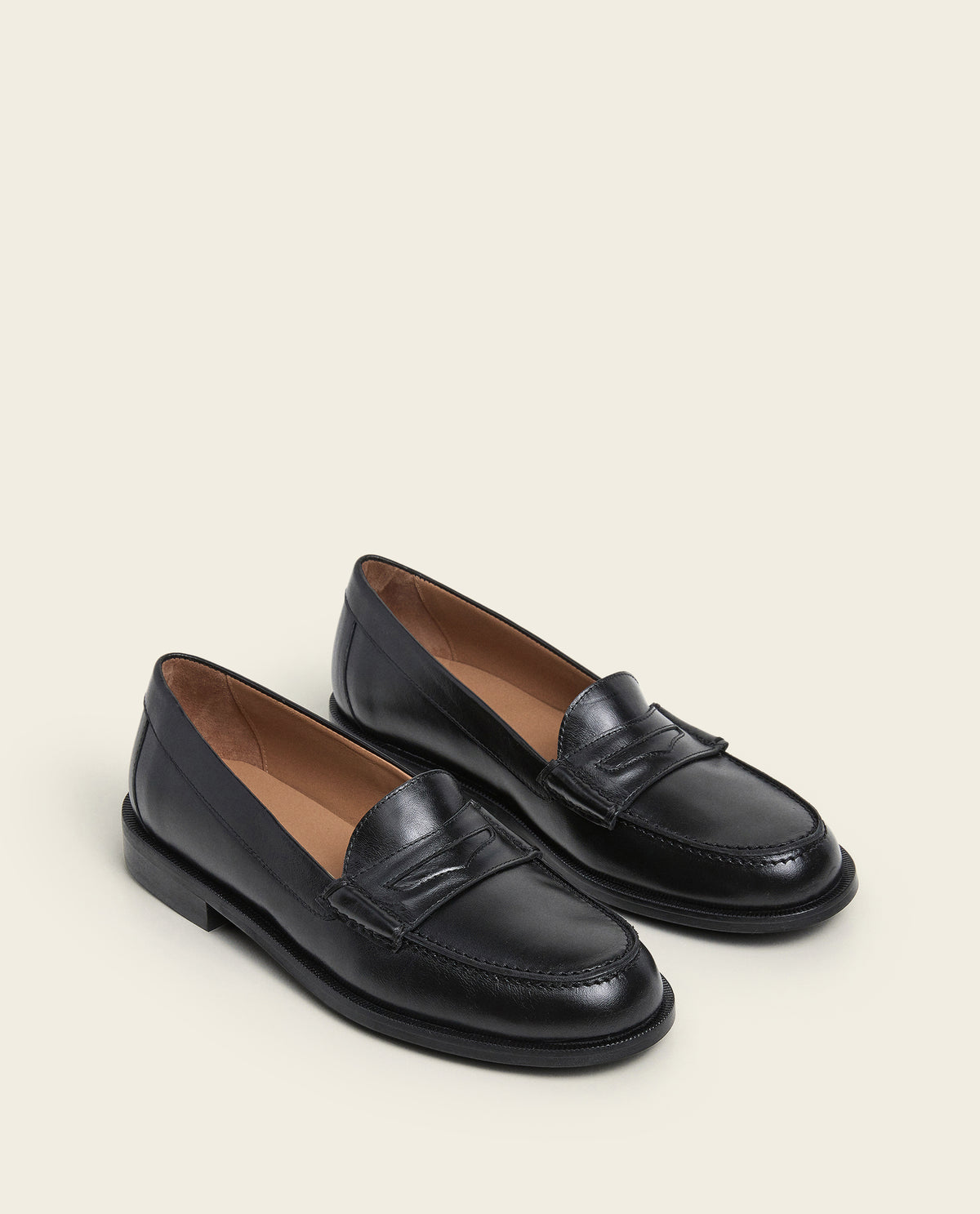 Sage Leather Black