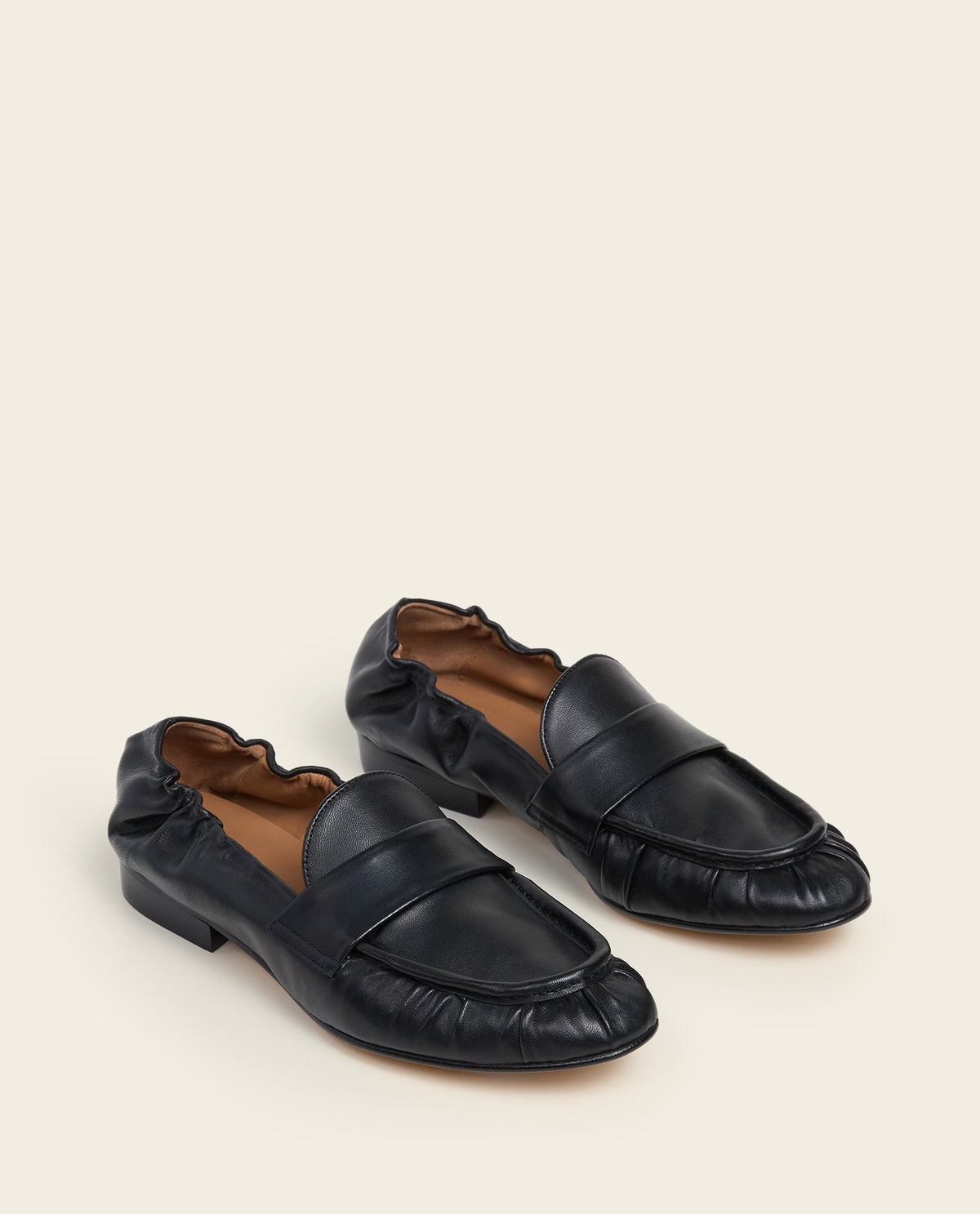 Samoa Leather Black