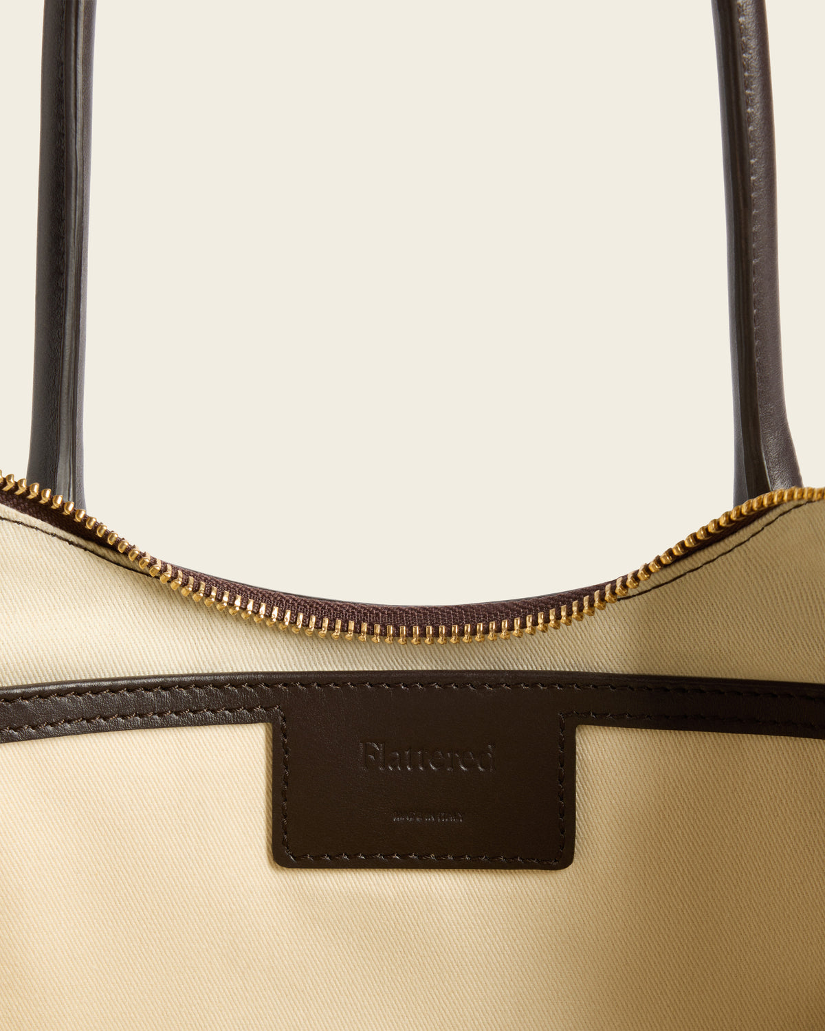 Gaia Ornament Shoulder Bag Leather Chocolate