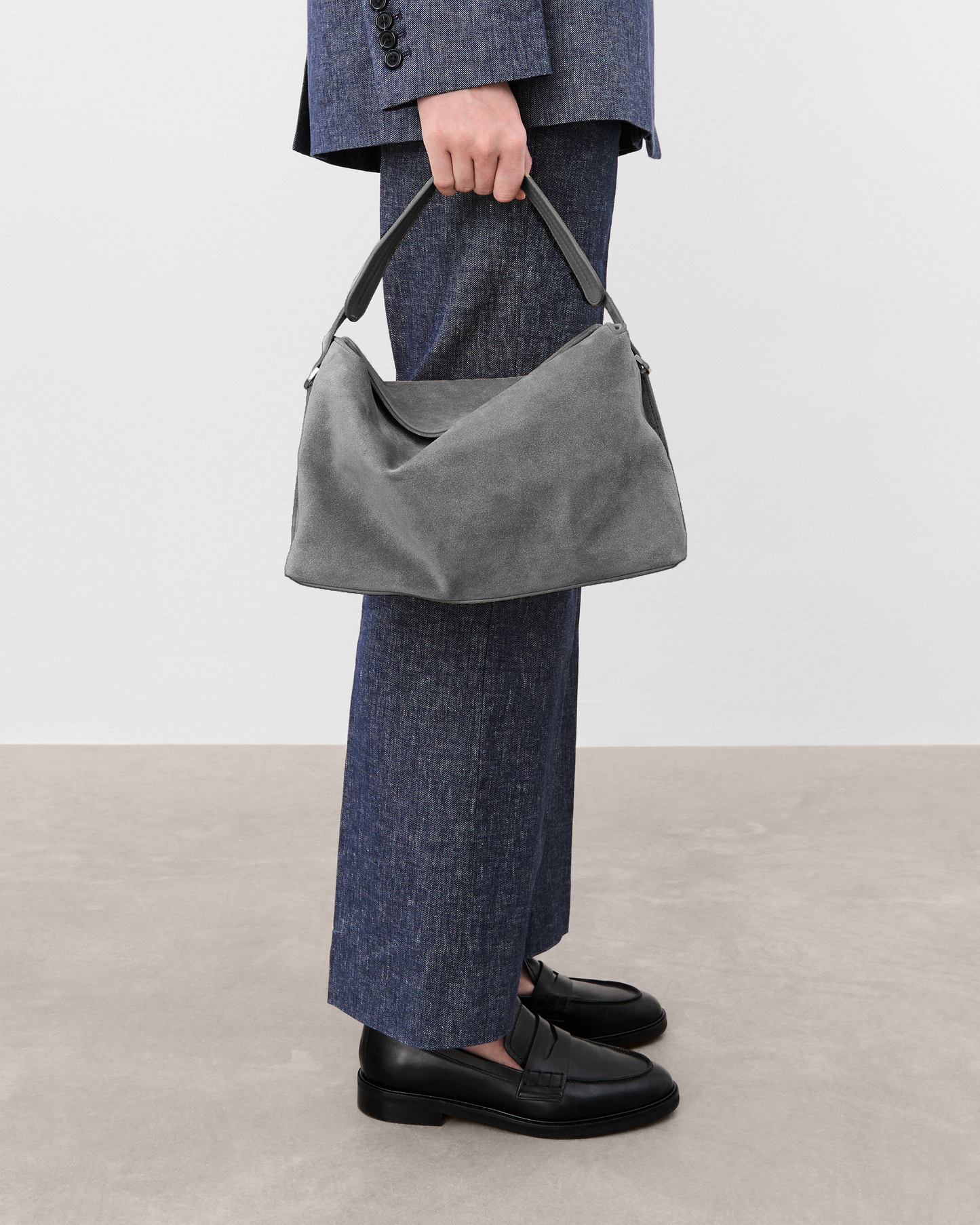 Hera Handbag Suede Grey