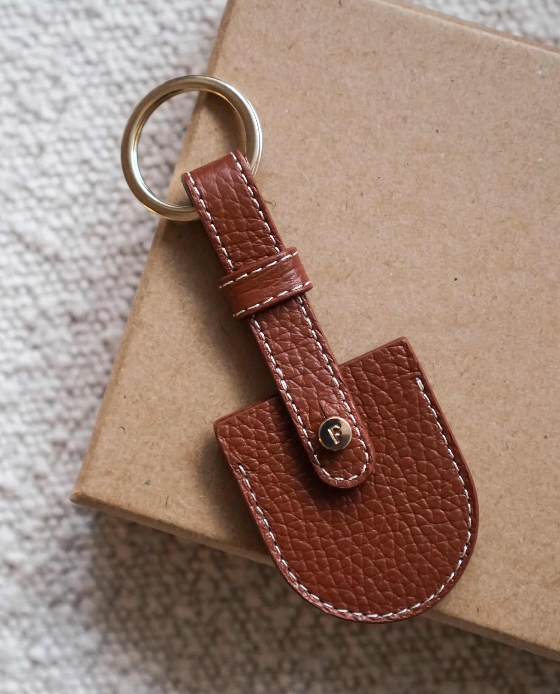 Airy Keyring Leather Cognac – Flattered